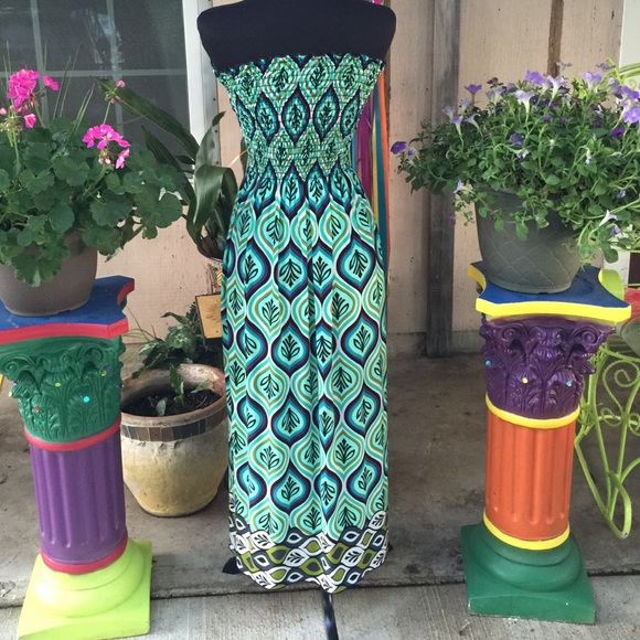 Sundress - Picture 2 of 3