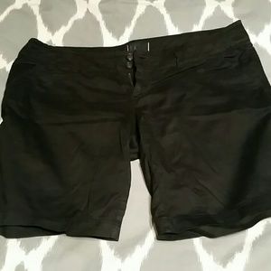 AE black shorts