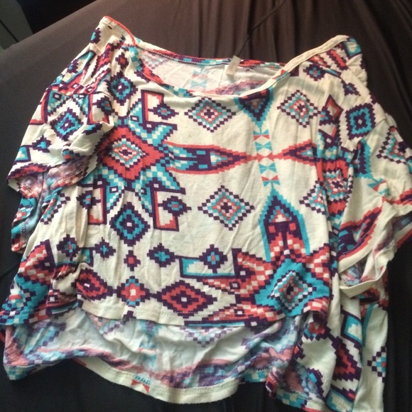 Crop top.