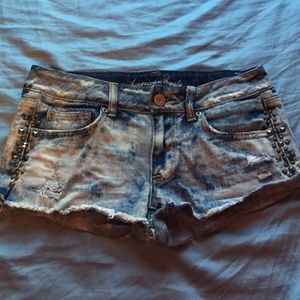 Cute Jean shorts! (: