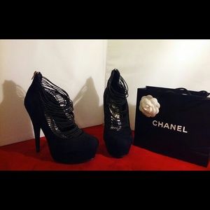 Black heels