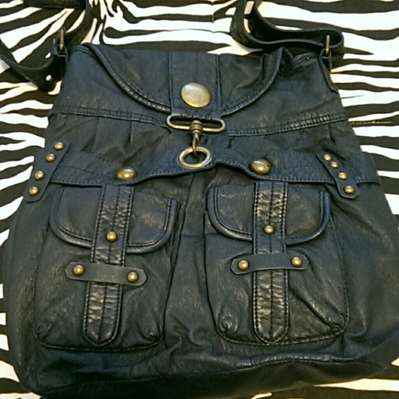 Navy blue crossbody bag