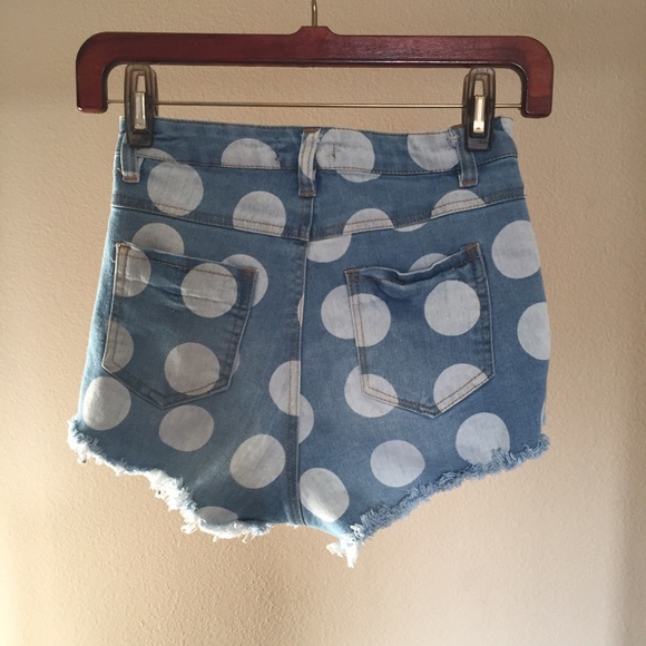 High Waisted Polkadot shorts - Picture 2 of 2