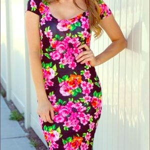 Brand-new fitted floral dress