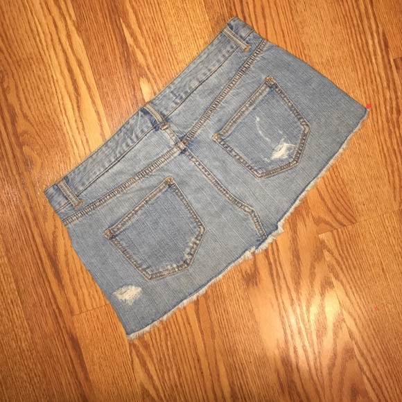 (Sold) Denim skirt - Picture 2 of 2