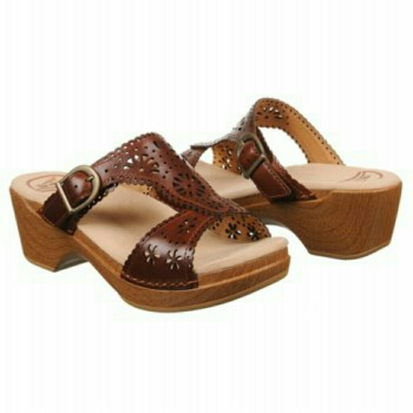 dansko jean sandals