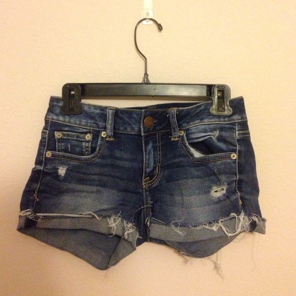Distressed denim shorts American Eagle