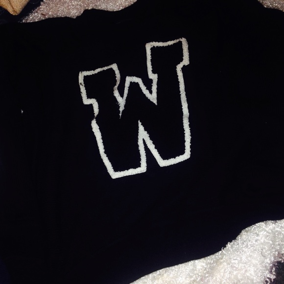 Oversized "W" Sweater
