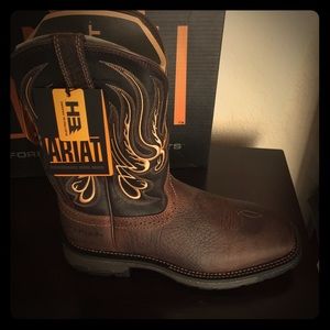 "Ariat"men's boots pair 3