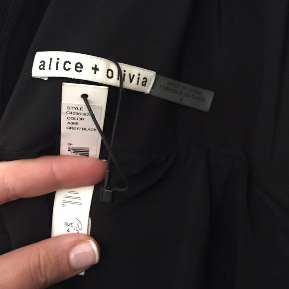 Alice + Olivia Baylee Dress - Sz 4 - New with Tags - Picture 3 of 4
