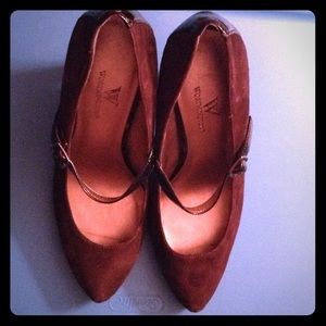 Worthington brown/black maryjane like pumps