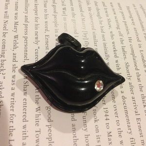 Lips Charm