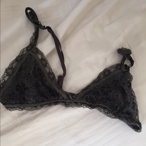 Bralette🍃🌸 - Picture 4 of 4