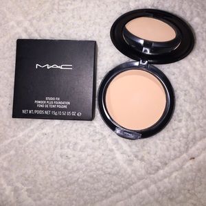 studio fix powder plus foundation NW40