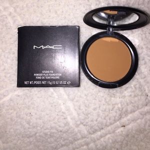 studio fix powder plus foundation NC45