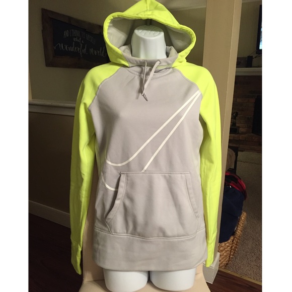 Nike Therma-Fit Hoodie