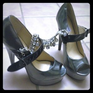 Steve Madden Gun metal platform heels