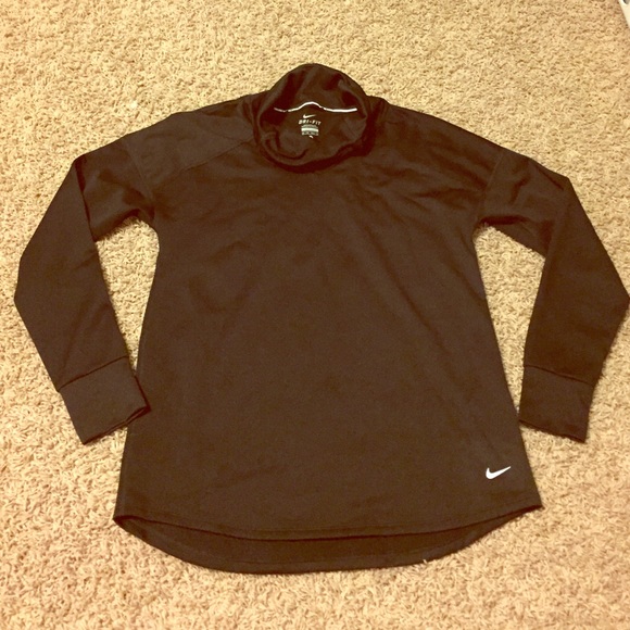 Nike Dri-Fit pullover