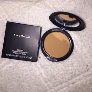studio fix powder plus foundation NW50