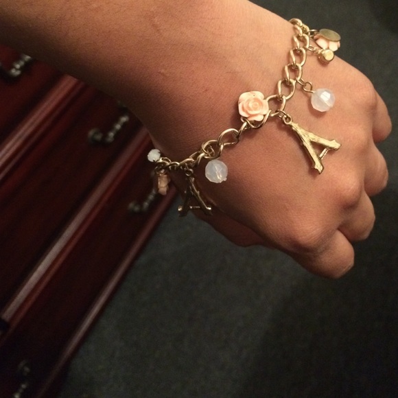 Charm bracelet