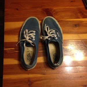 Size 8 classic blue vans-open to offers