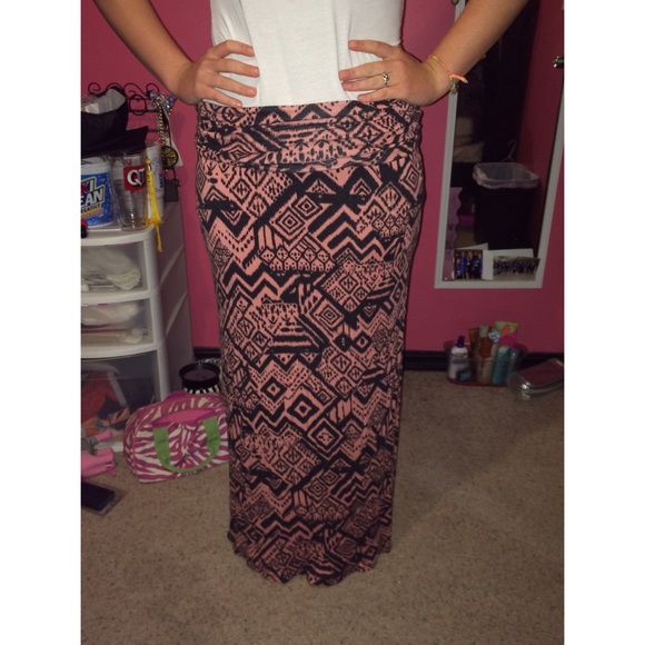 Maxi skirt