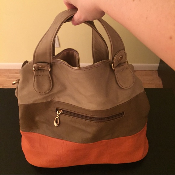 Tri color purse