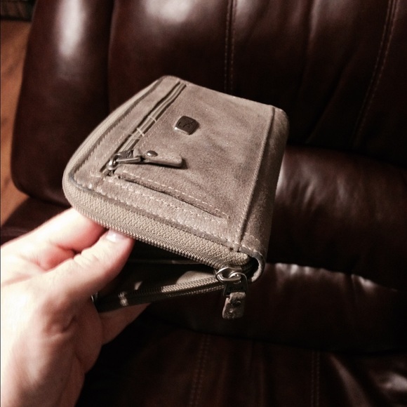 Fossil wallet - Picture 4 of 4