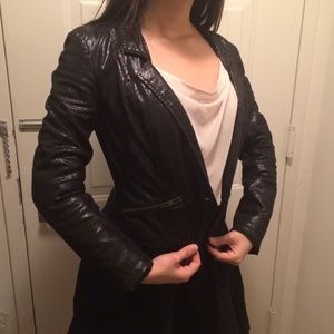 Glittery cropped blazer