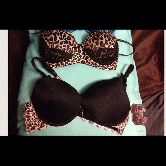 Set of 2 bras
