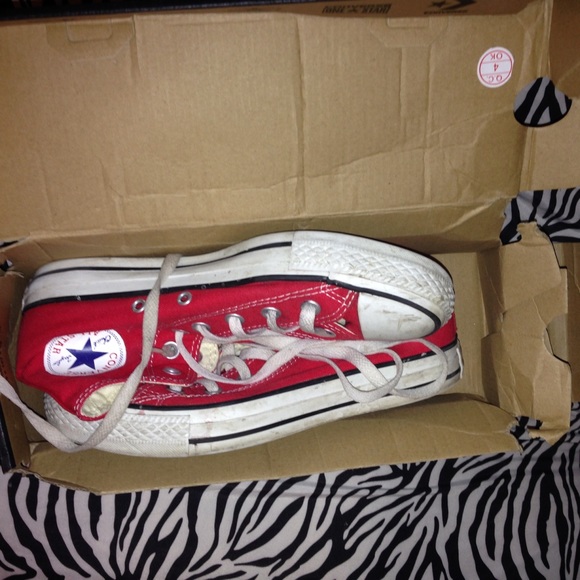 Converse - Picture 3 of 3
