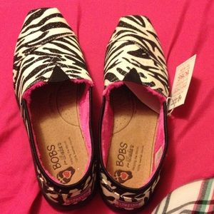 Zebra print Bobs with pink fuzz inside