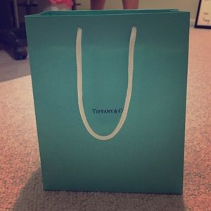 Tiffany&Co shopping bag