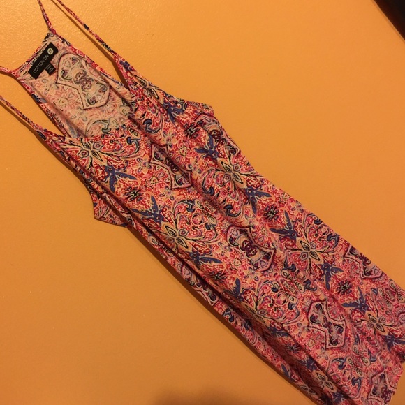 Dress - Picture 4 of 4