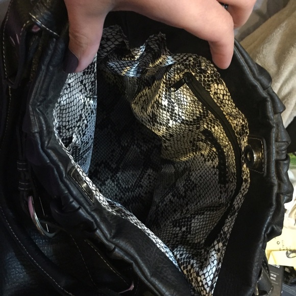 Purse - Picture 2 of 3