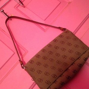 Dooney & Bourke small purse