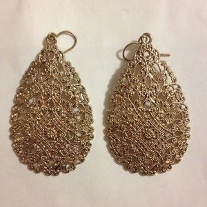 Gold earrings
