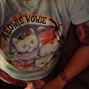 🍦SOLD🍦UNIF Meowie Wowie Tee