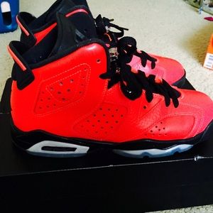 Air Jordan VI 2014 "Infrareds" Size 5Y