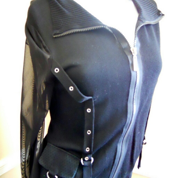 Chic cover up jacket - Picture 2 of 2