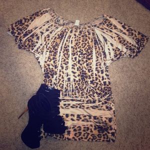 Cheetah print dress w/ bodycon bottom animal print