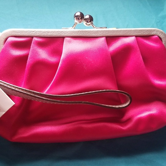 Coach Clutch - Picture 4 of 4