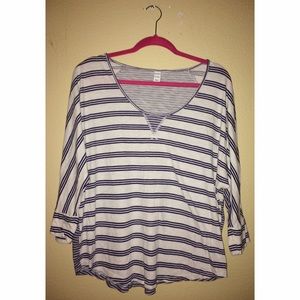 🔹Navy Blue Striped Quarter sleeve Top 🔹