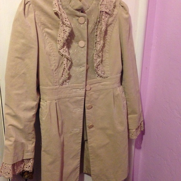 Beige velvet coat