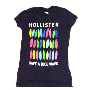 Hollister T shirt