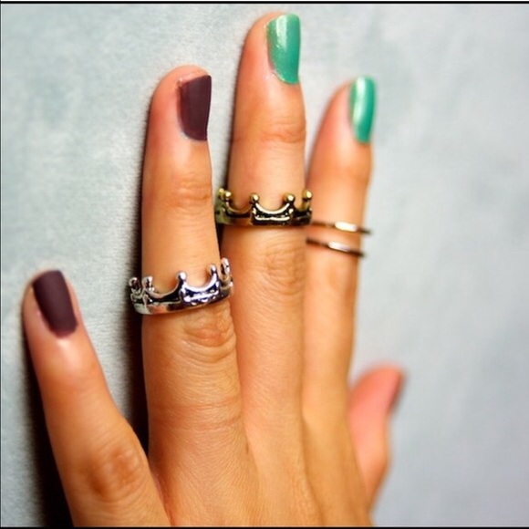 Antique crown midi ring - Picture 3 of 4