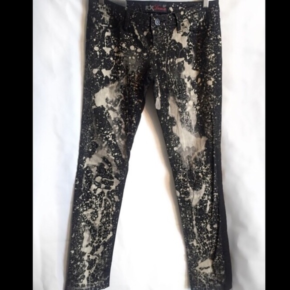 Black acid wash jeans