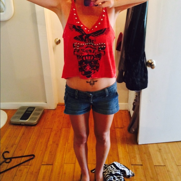 Red Crop top - Picture 3 of 4