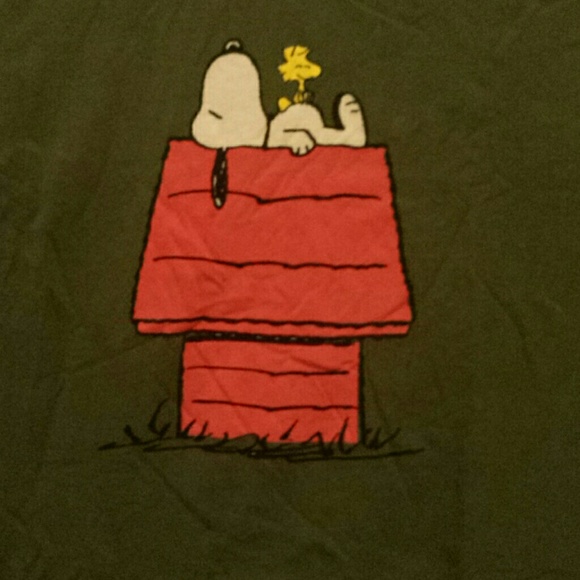 Juniors XXL Snoopy & Woodstock shirt