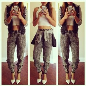 Leather gray sleeve jacket